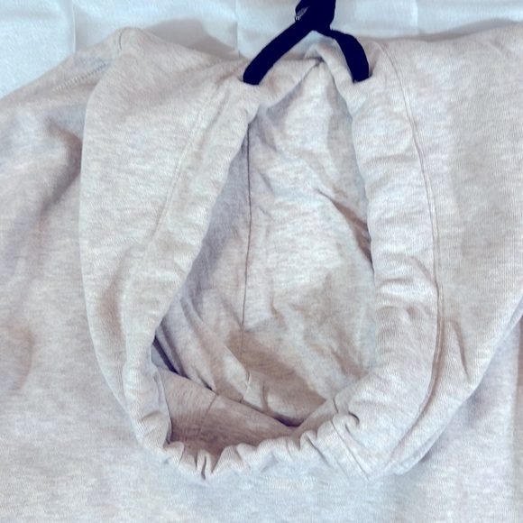 Calvin Klein off White Cropped Hoodie - Picture 10 of 10